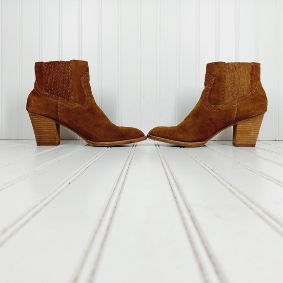 Dolce Vita Brown Suede Leather Pull On Side Elastic Block Heel Ankle Booties E44 - Picture 7 of 12